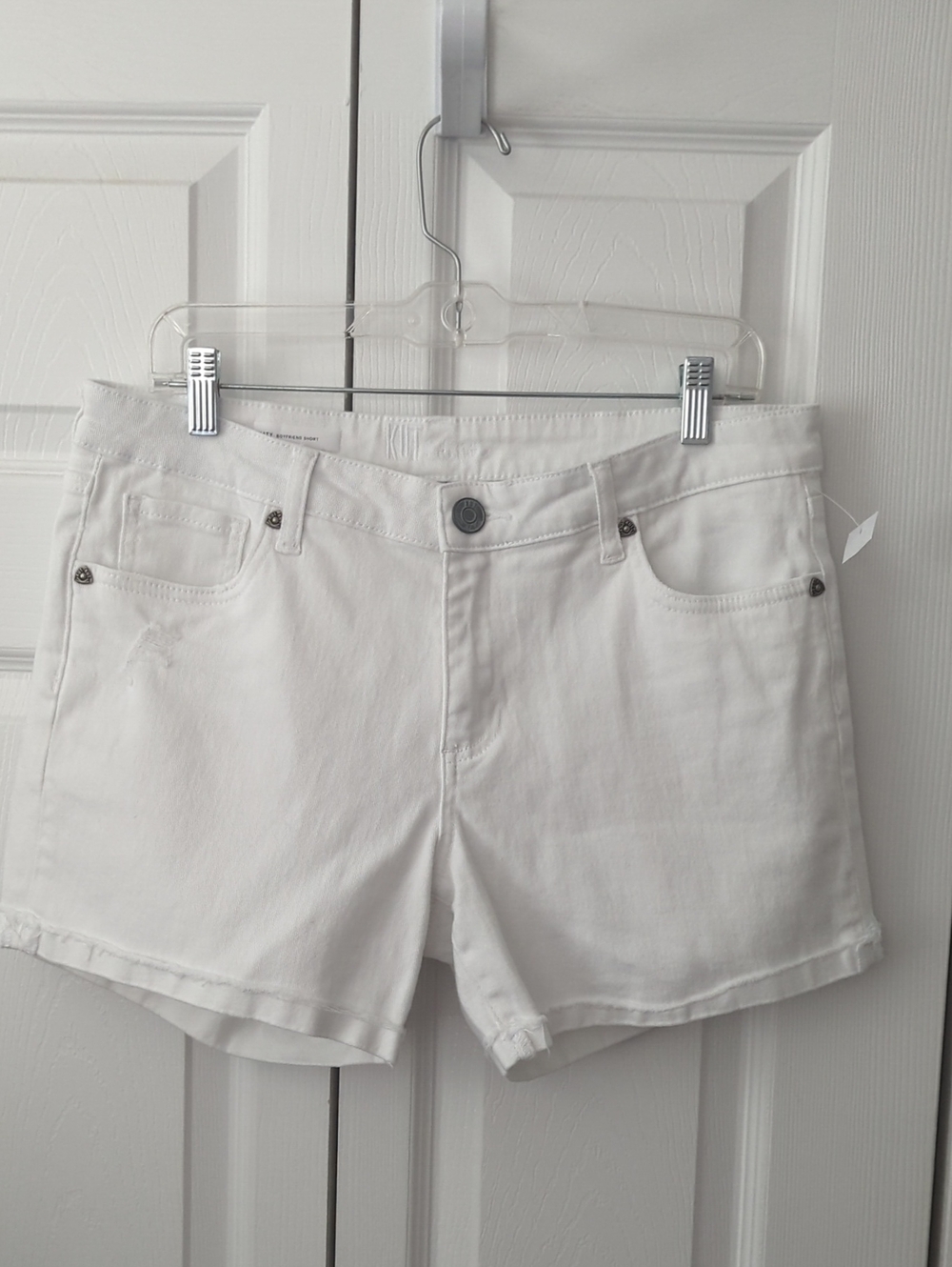 NWT! ~KUT FROM THE  KLOTH~ KATY BOYFRIEND WHITE STRETCH DENIM SHORTS-10
